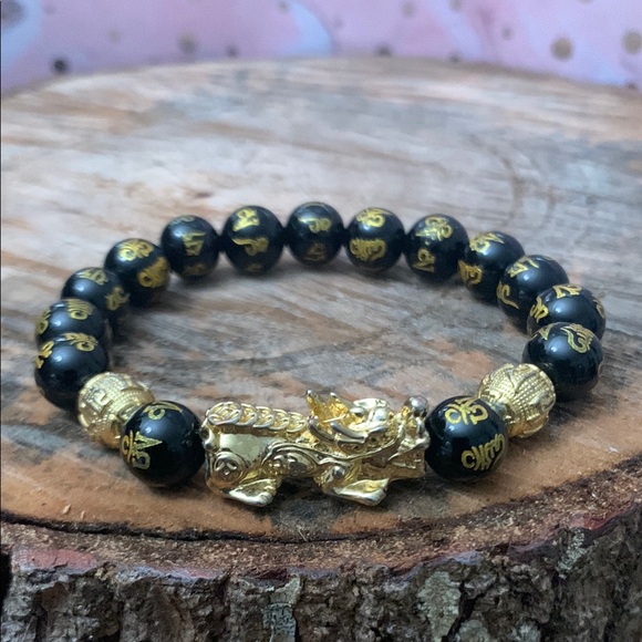 Black and Gold Beaded Bracelet with Dragon Charm - Picture 1 of 1